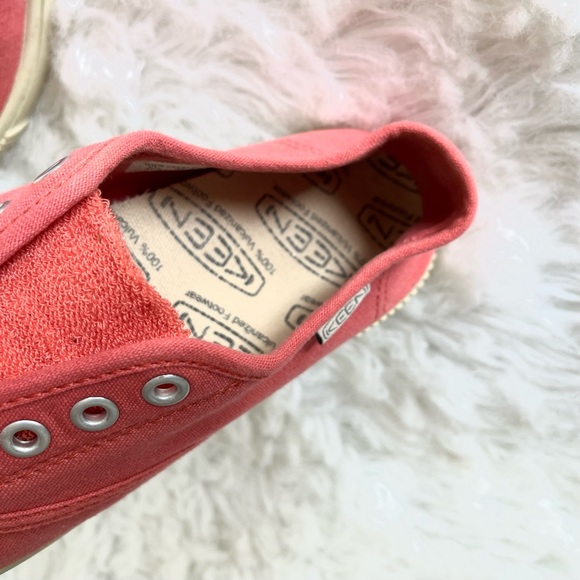 Keen Size 7 Tennis Shoes Slip On Pink - Picture 7 of 11
